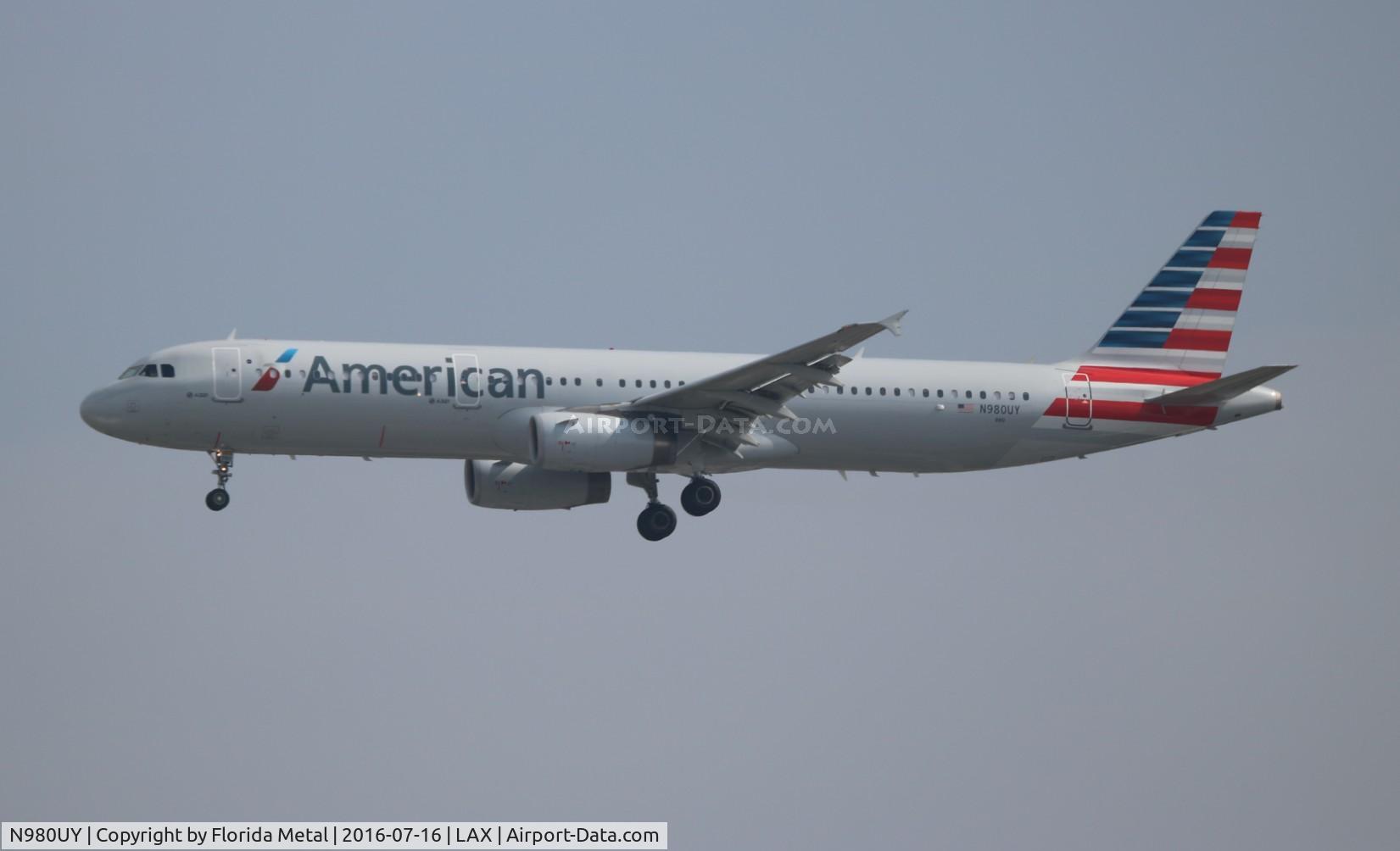 N980UY, 2013 Airbus A321-231 C/N 5795, American