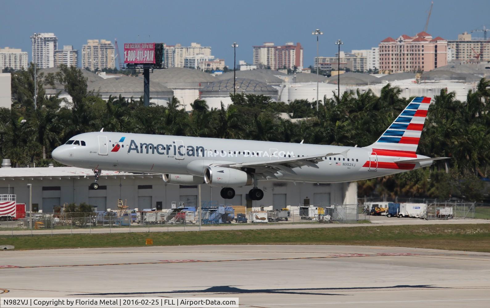 N982VJ, 2012 Airbus A321-231 C/N 5374, American