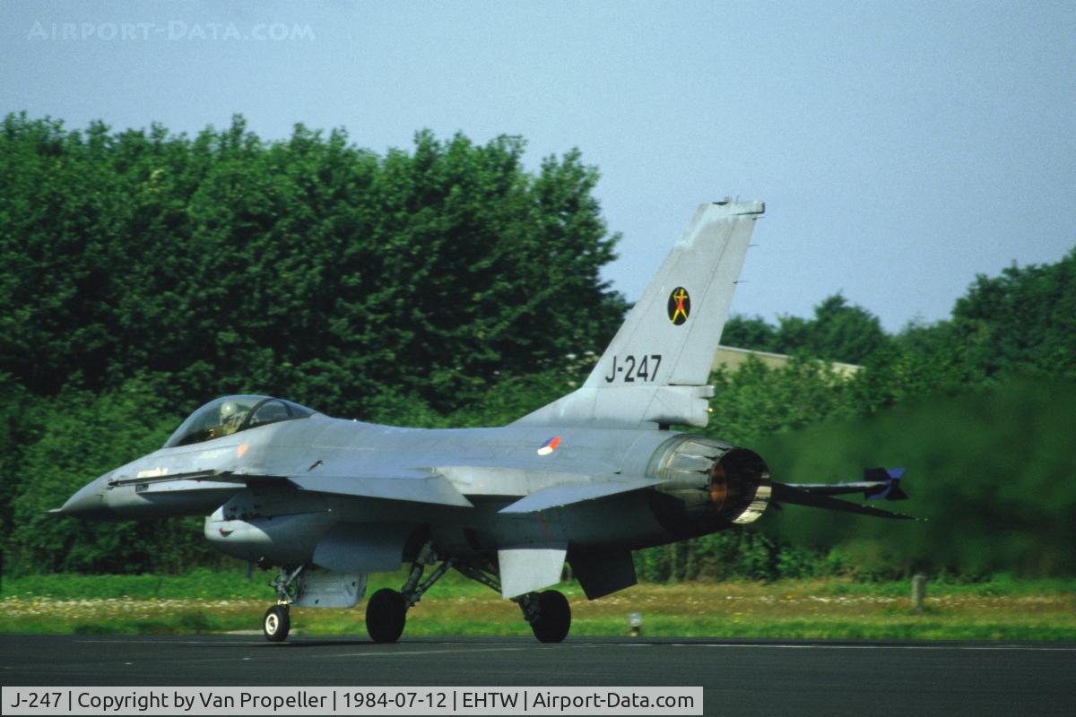 J-247, Fokker F-16A Fighting Falcon C/N 6D-36, F-16A of the Royal Netherlands Air Force 323 sqn taking off from Twente Air Base, 1984