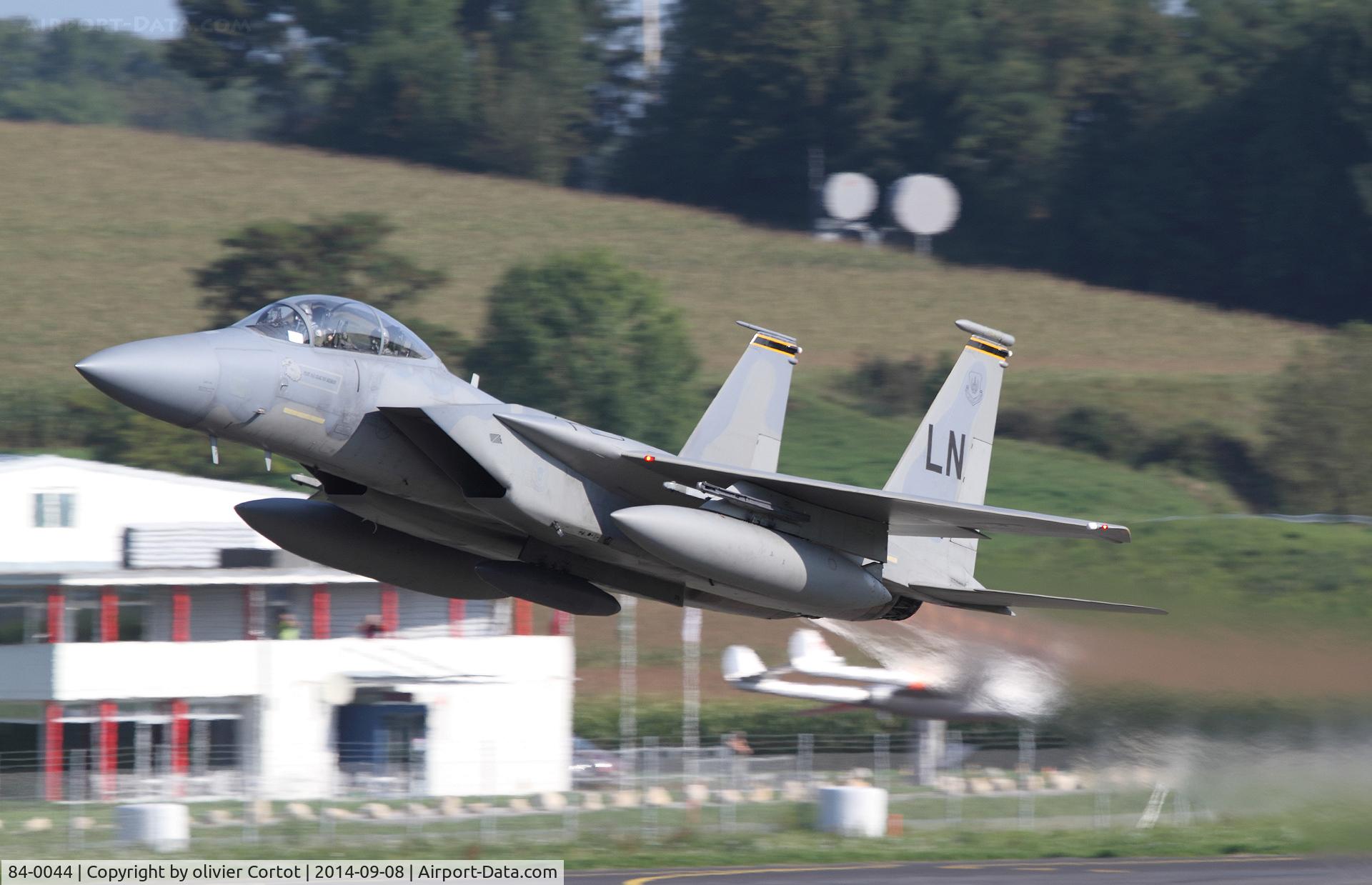 84-0044, 1984 McDonnell Douglas F-15D Eagle C/N 0924/D052, taking off from Payerne - Air 14