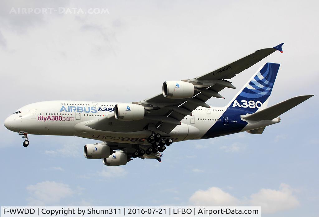 F-WWDD, 2005 Airbus A380-861 C/N 004, C/n 0004 - additional 'iflyA380.com' titles on the left side