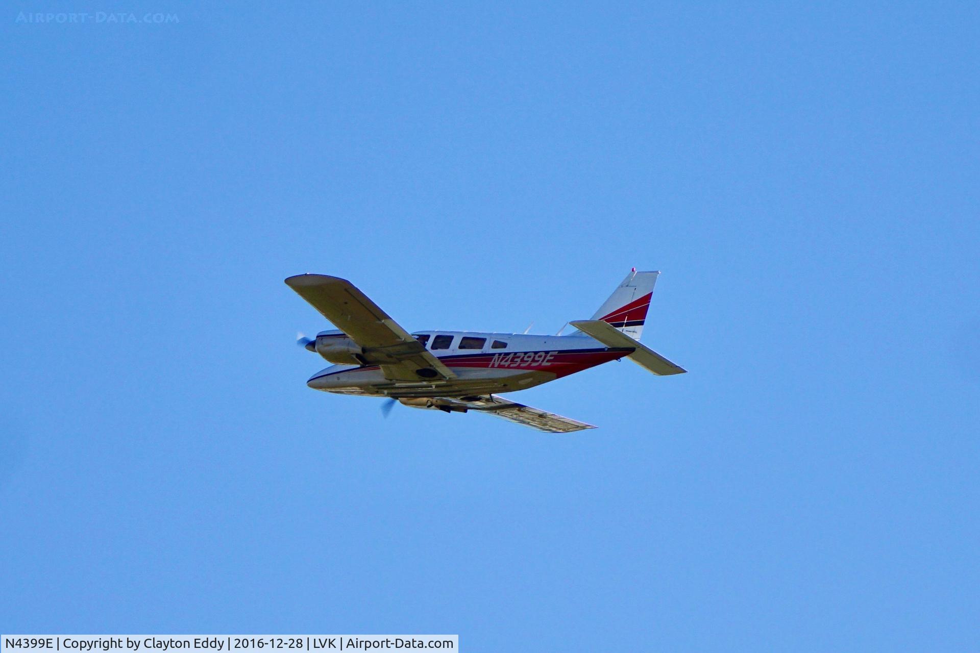 N4399E, 1974 Piper PA-34-200 C/N 34-7450179, Departing runway 7L LVK 2016.