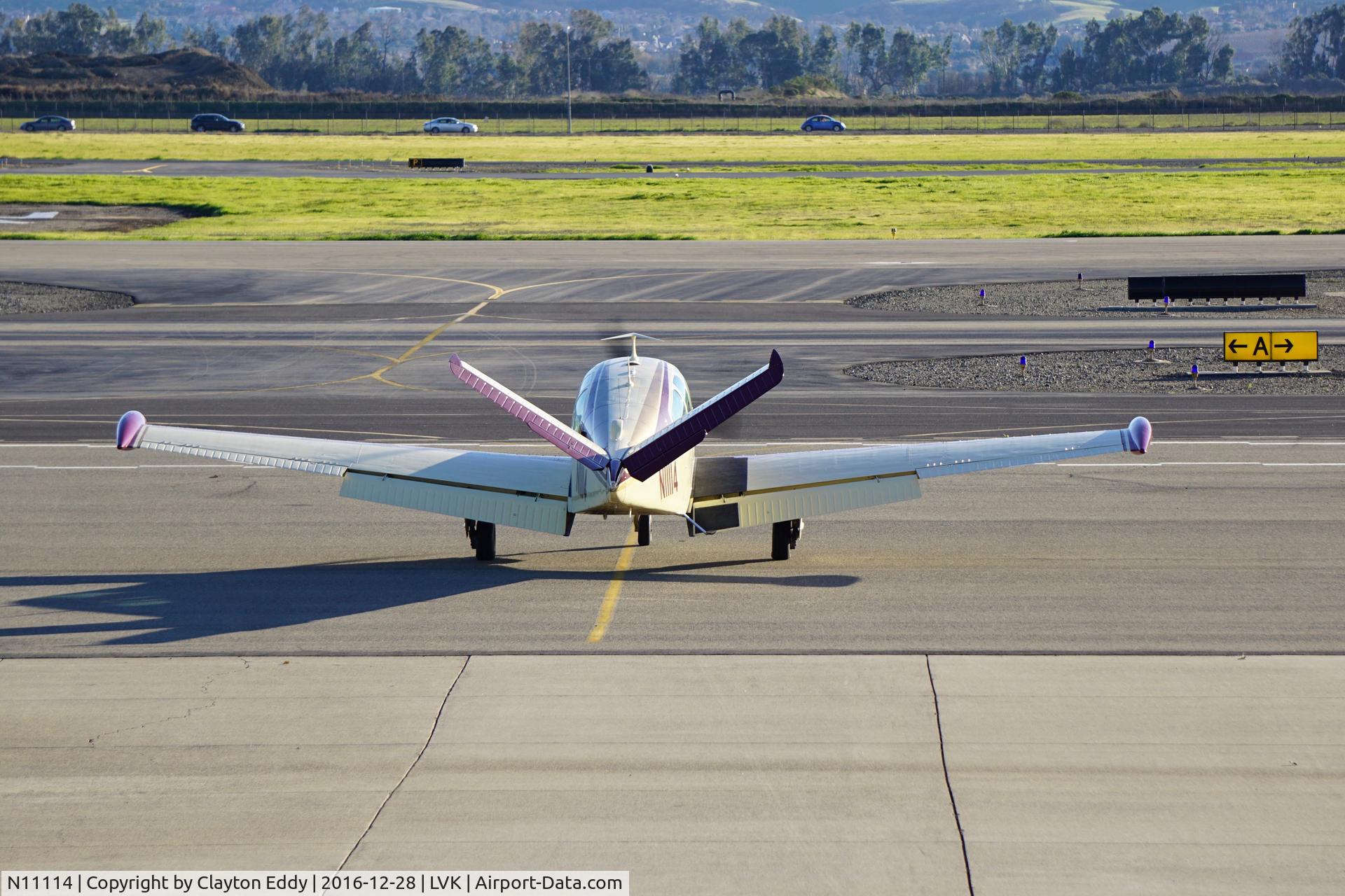 N11114, 1968 Beech V35A Bonanza C/N D-8901, Taxiing to runway 7L for takeoff at LVK 2016.