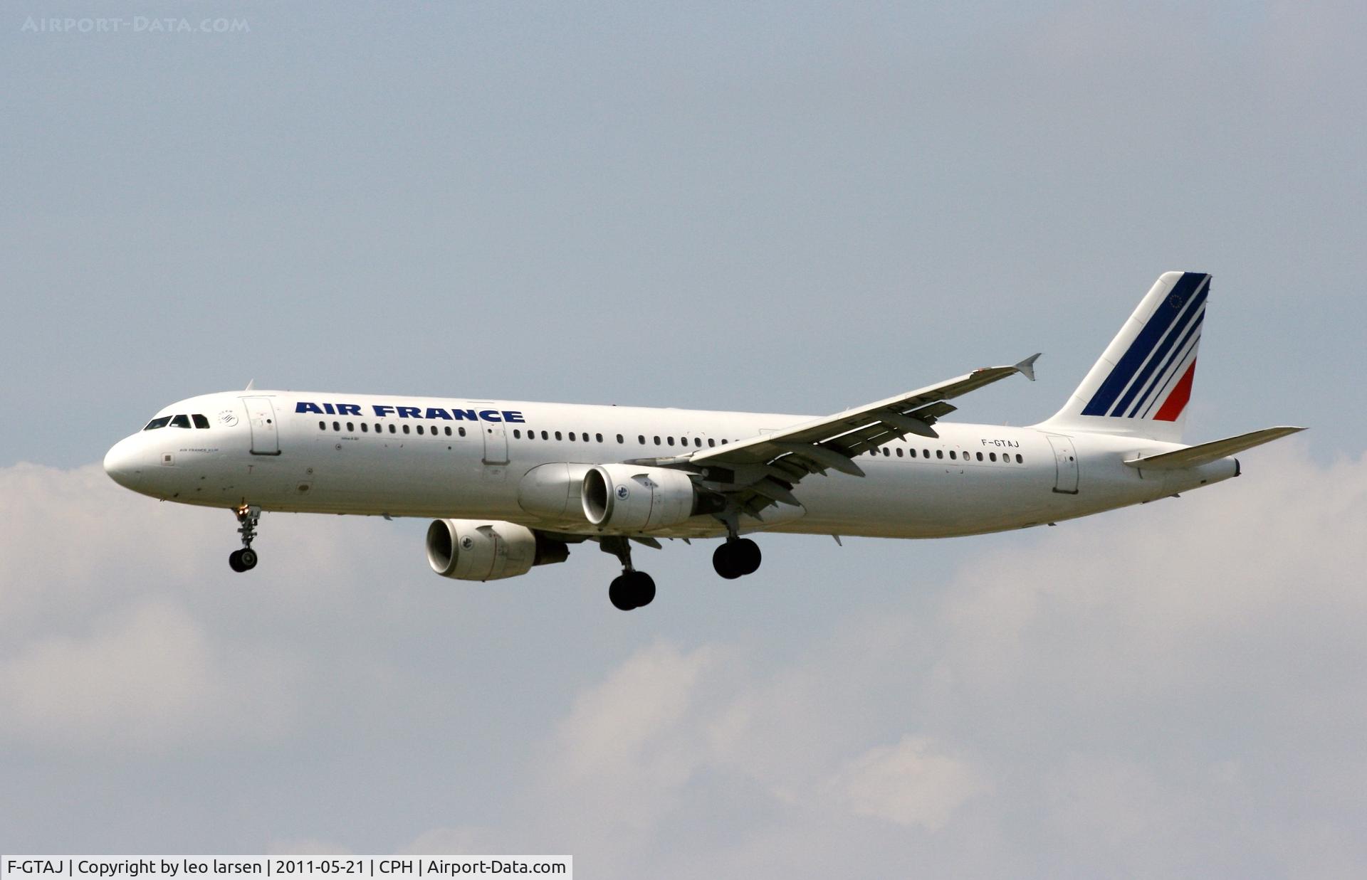 F-GTAJ, 2001 Airbus A321-211 C/N 1476, Copenhagen 21.5.11