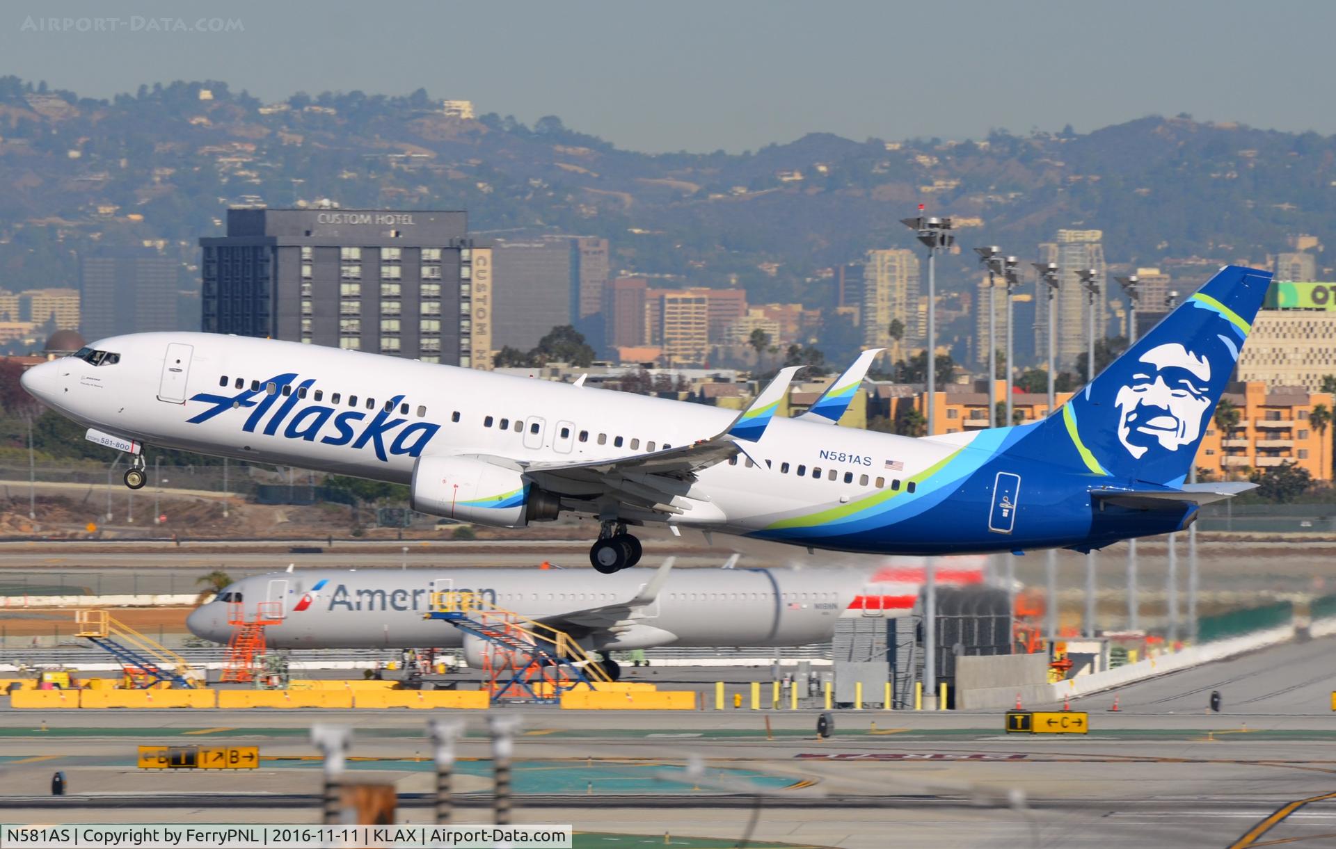 N581AS, 2007 Boeing 737-890 C/N 35188, Alaska B738 take-off.
