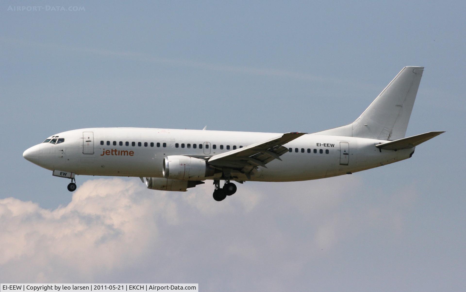 EI-EEW, 1987 Boeing 737-375 C/N 23808, Copenhagen 21.5.11 duing lease to JetTime