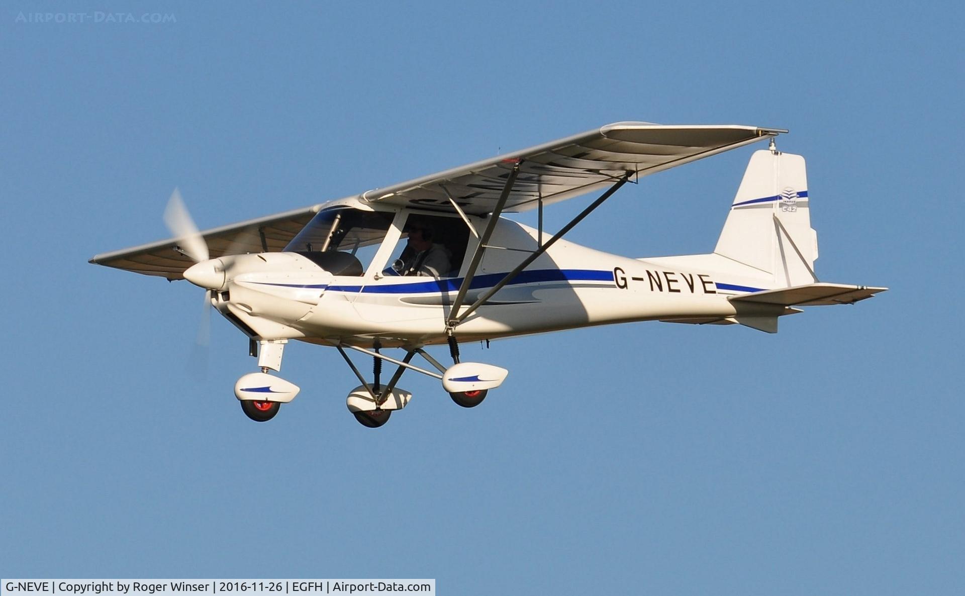 G-NEVE, 2016 Comco Ikarus C42 FB100 C/N 1608-7465, Resident Ikarus C.42 finals Runway 28.