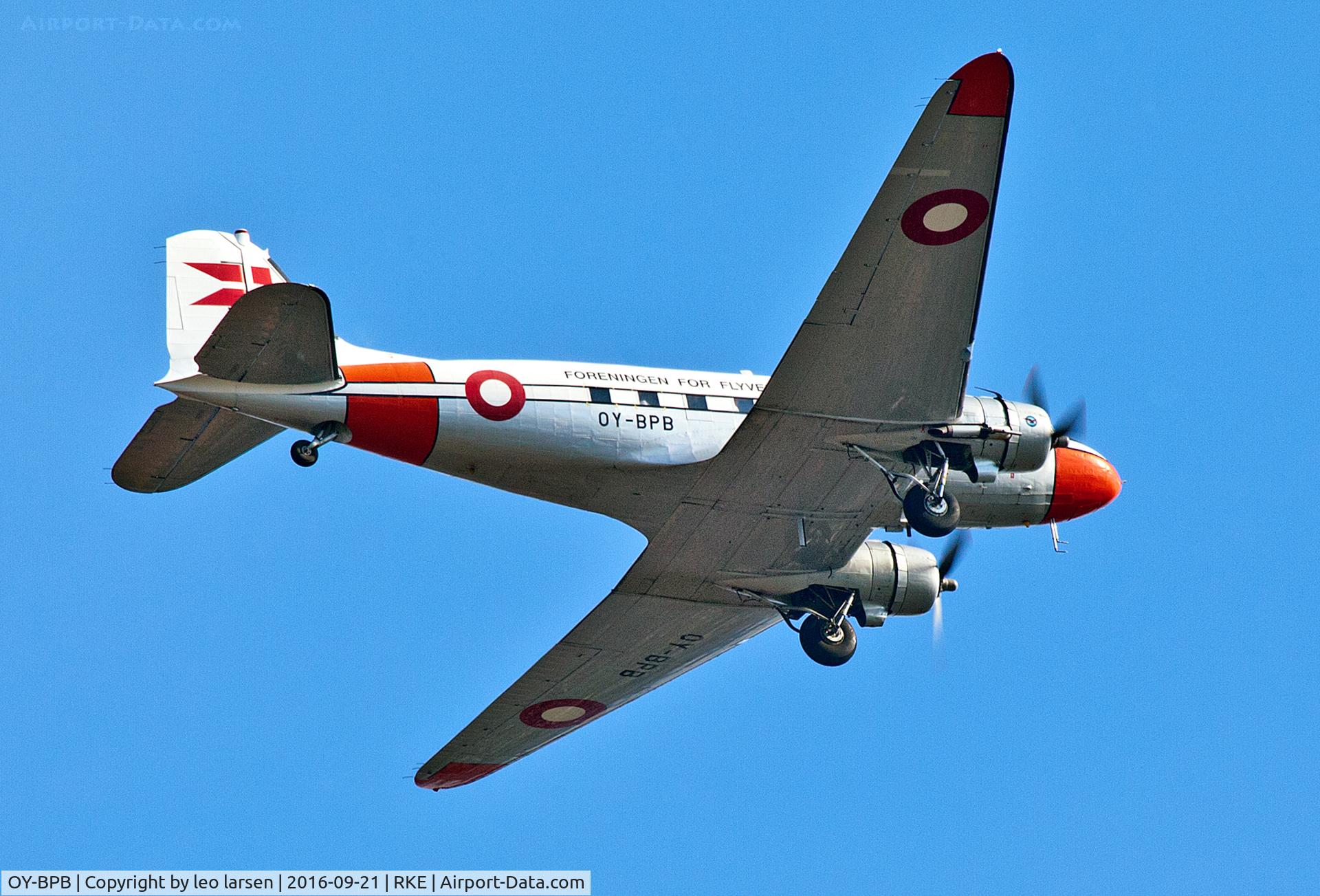 OY-BPB, 1943 Douglas C-47A-85-DL (DC-3A) Skytrain C/N 20019, Roskilde 21.9.16