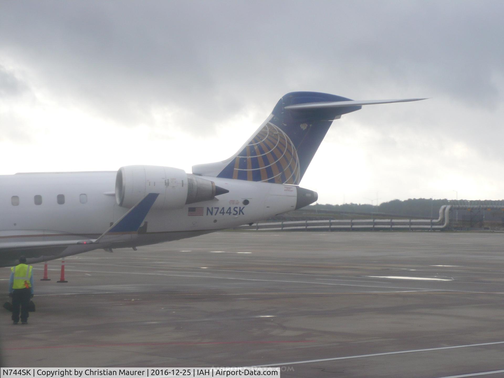 N744SK, 2005 Bombardier CRJ-701 (CL-600-2C10) Regional Jet C/N 10200, CRJ700