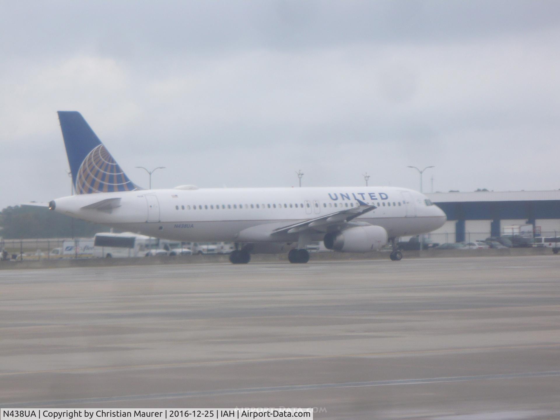 N438UA, 1997 Airbus A320-232 C/N 678, Airbus A320