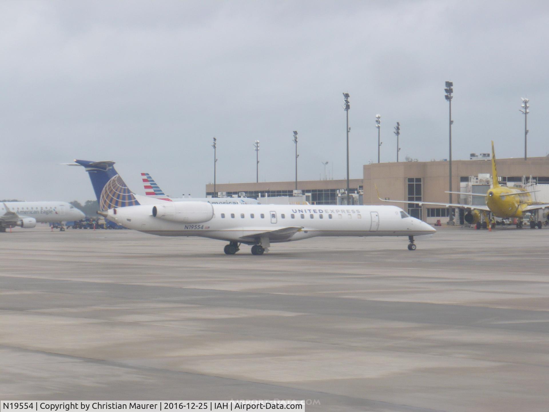 N19554, 2002 Embraer EMB-145LR C/N 145587, ERJ145LR