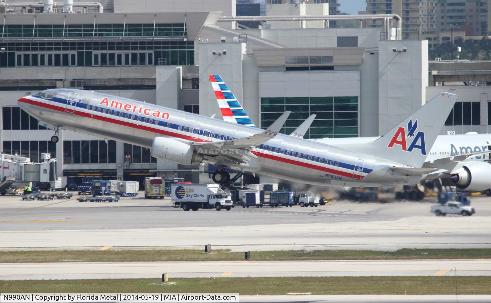 N990AN, 2009 Boeing 737-823 C/N 29563, American