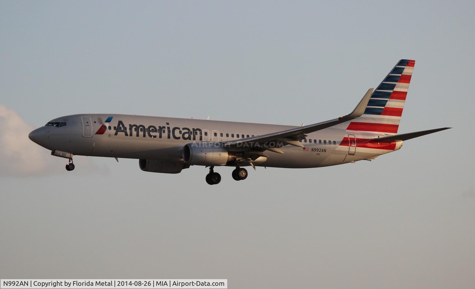 N992AN, 2009 Boeing 737-823 C/N 31071, American