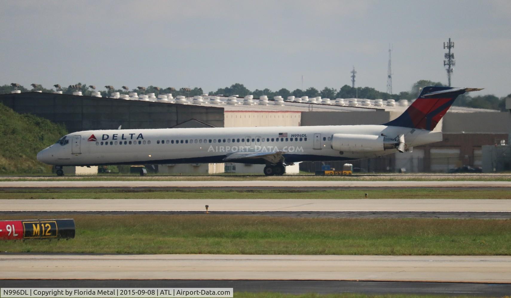 N996DL, 1991 McDonnell Douglas MD-88 C/N 53363, Delta