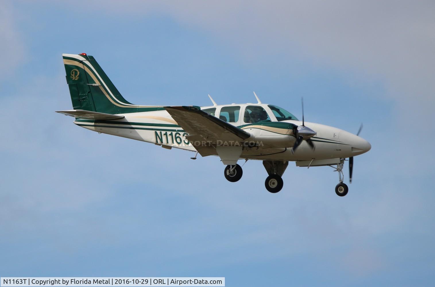 N1163T, 1975 Beech E-55 Baron C/N TE-1033, Beech E55 Baron