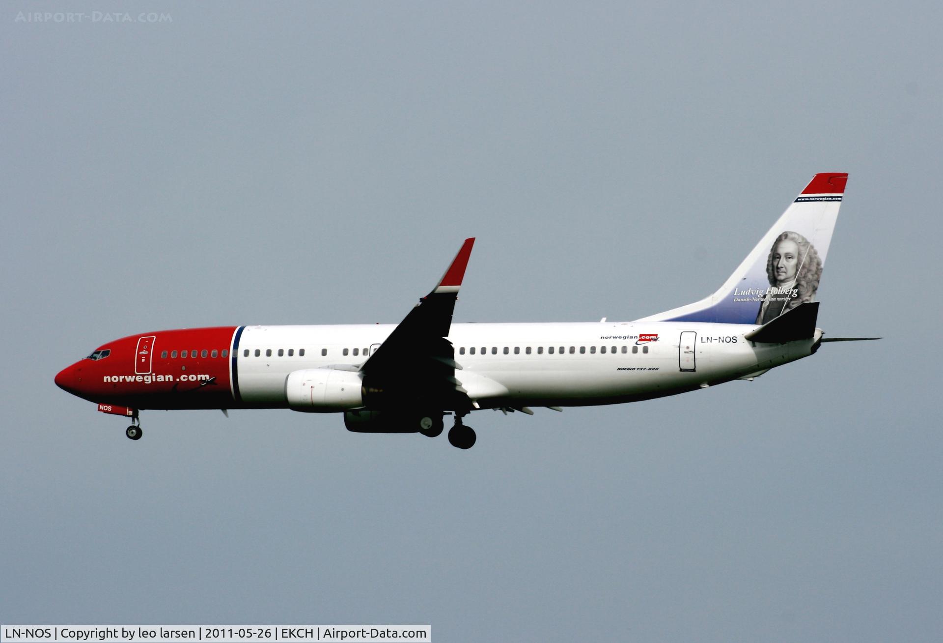 LN-NOS, 2004 Boeing 737-8BK C/N 33018, Copenhagen 26.5.11