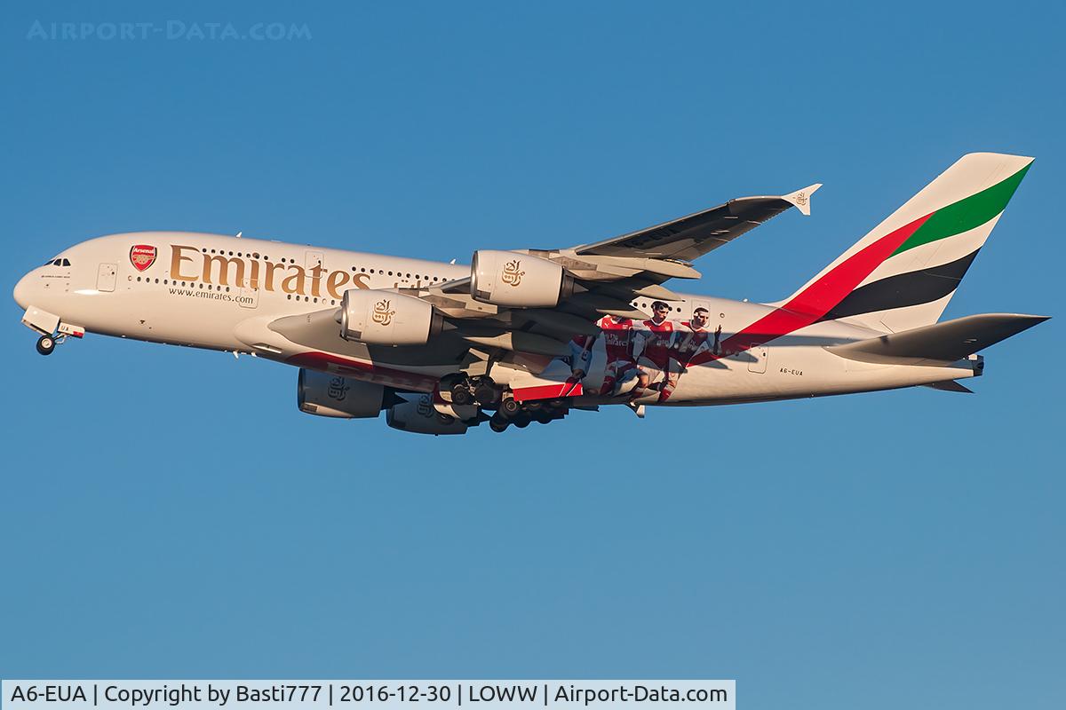 A6-EUA, 2016 Airbus A380-861 C/N 211, With new Arsenal Sticker