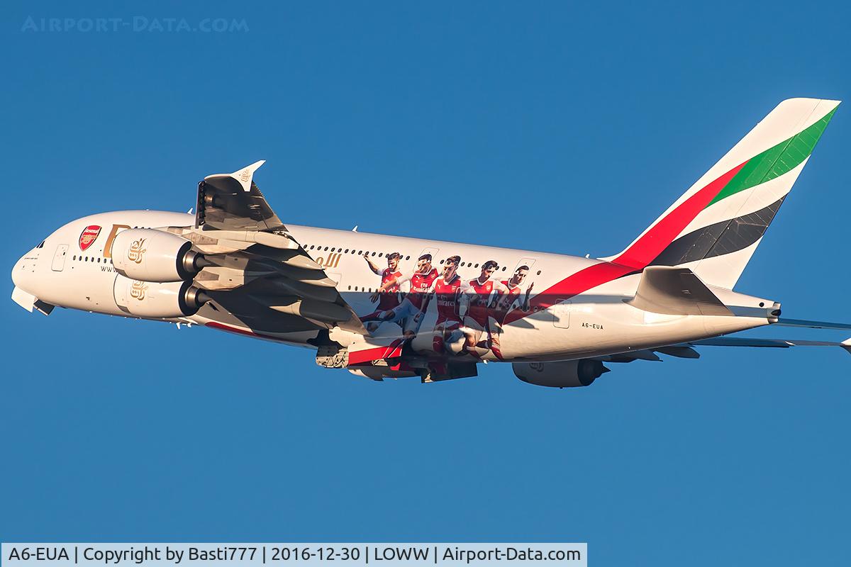 A6-EUA, 2016 Airbus A380-861 C/N 211, With new Arsenal Sticker