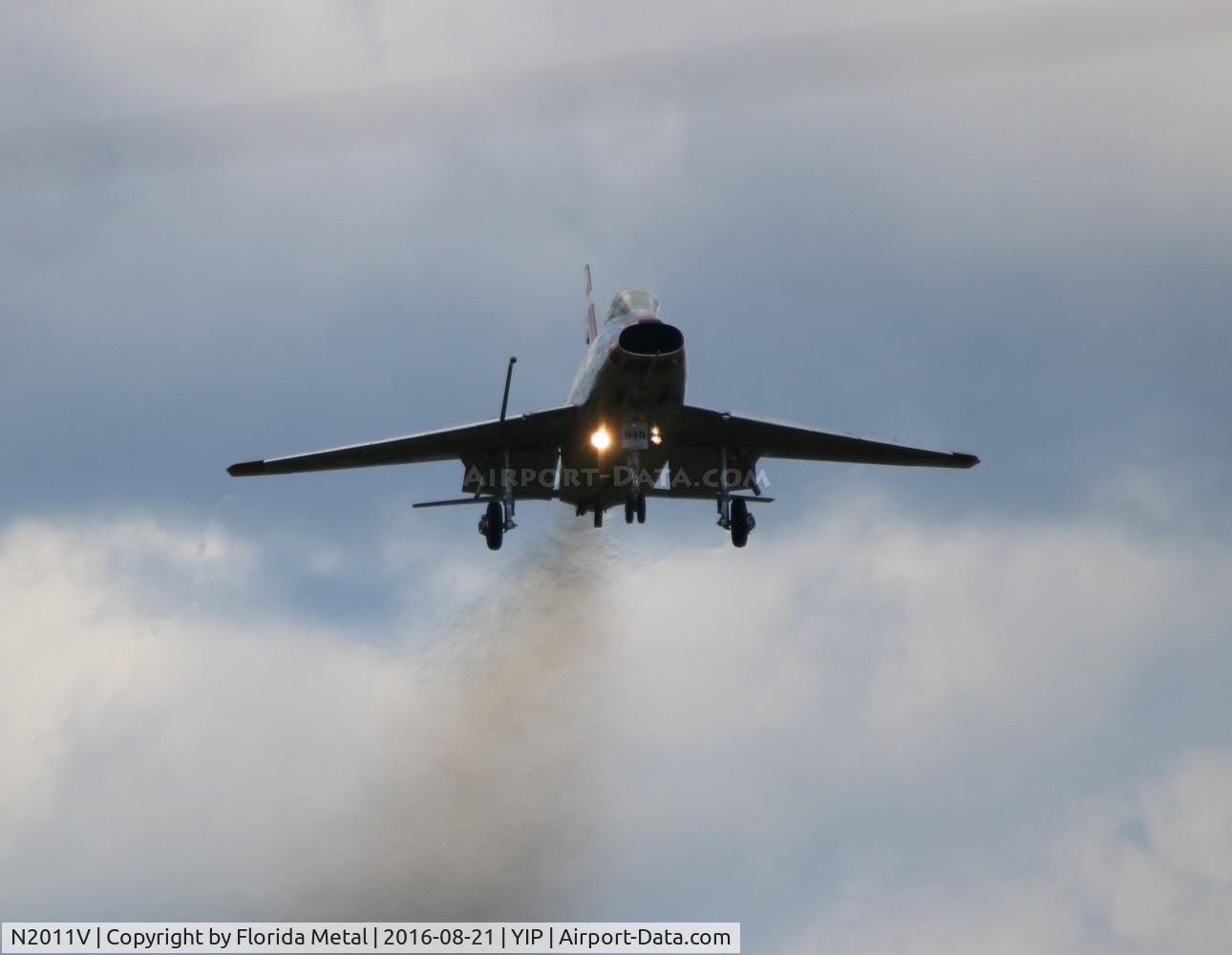 N2011V, 1958 North American F-100F Super Sabre C/N 243-224, F-100F