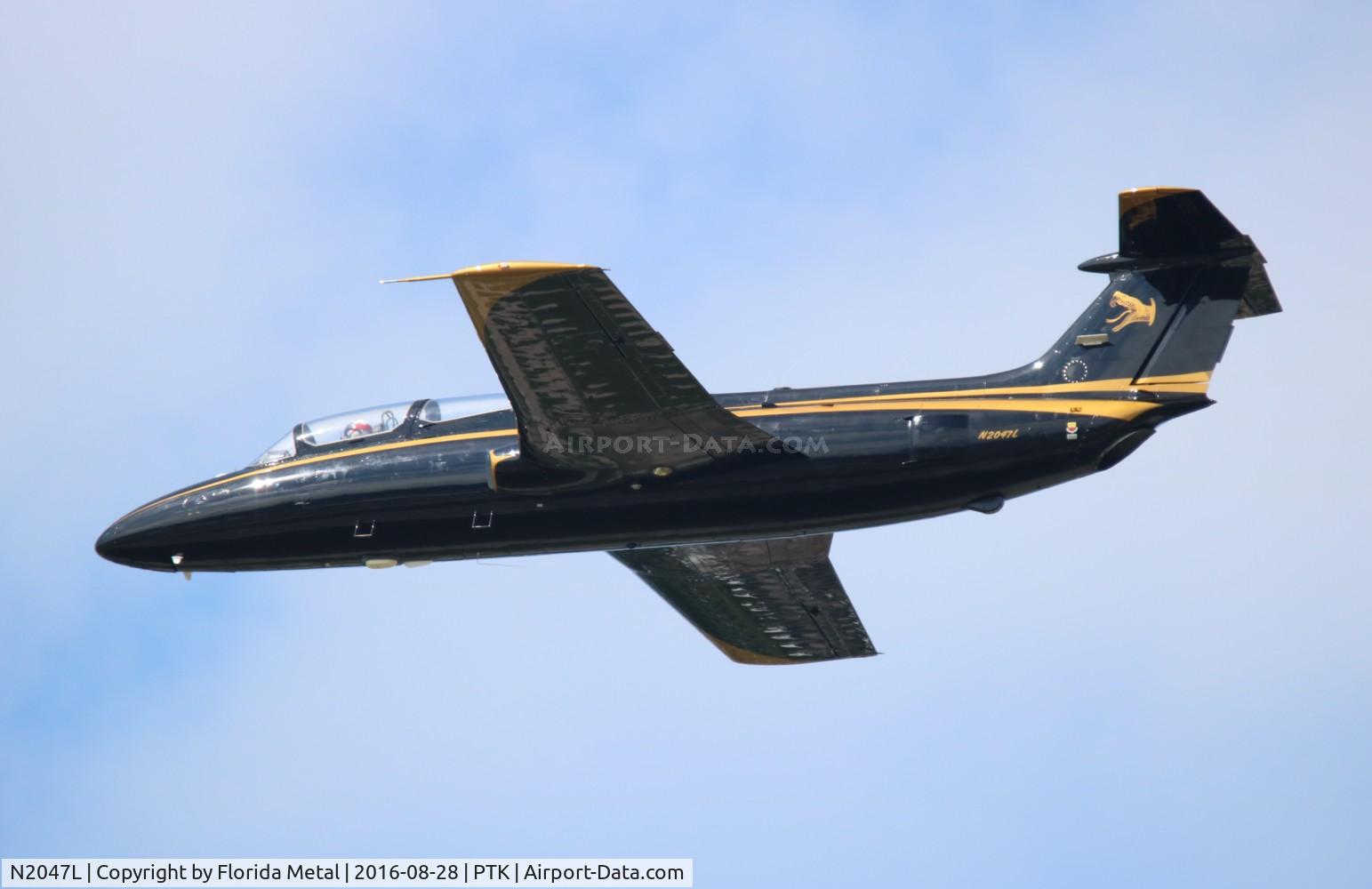 N2047L, Aero L-29C Delfin C/N 395194, L-29C