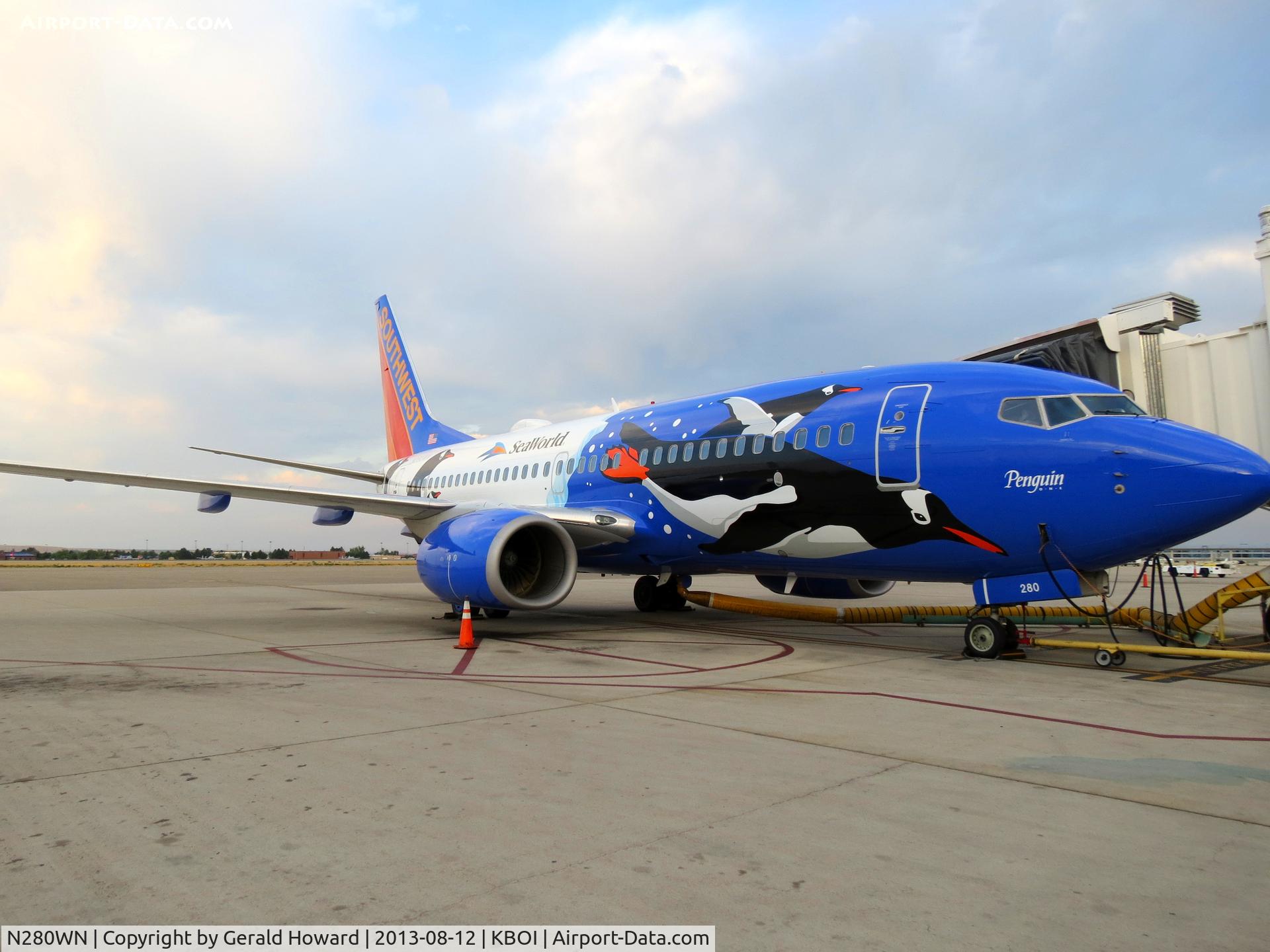 N280WN, 2007 Boeing 737-7H4 C/N 32533, Ready for first day's flight.
