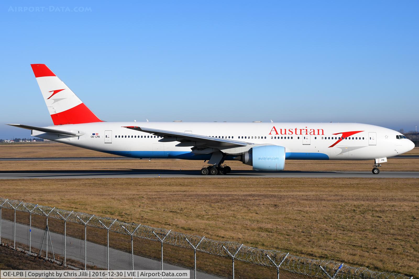 OE-LPB, 1998 Boeing 777-2Z9/ER C/N 28699, Austrian Airlines