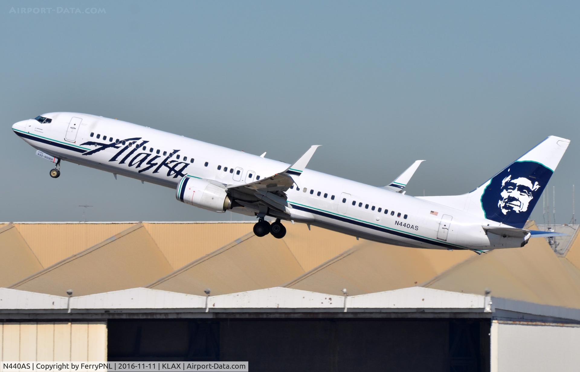 N440AS, 2013 Boeing 737-990/ER C/N 41705, Alaska B739