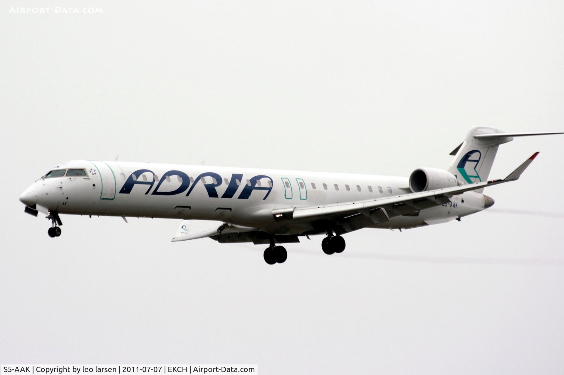 S5-AAK, 2007 Canadair CRJ-900ER (CL-600-2D24) C/N 15128, Copenhagen 7.7.11