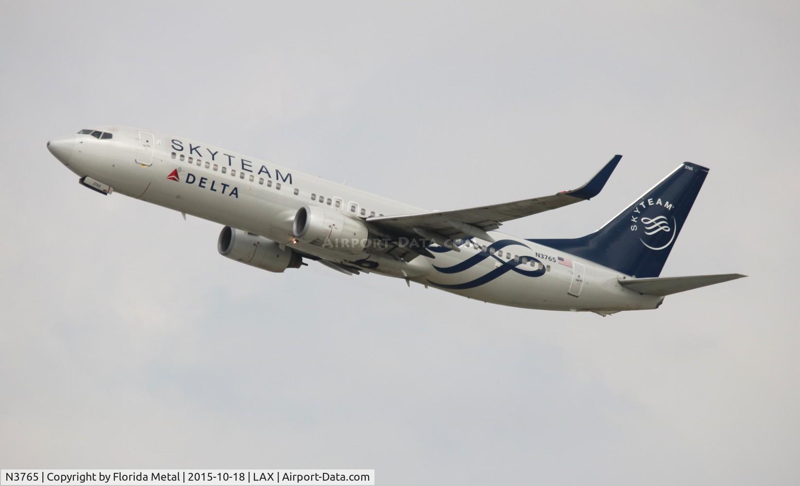 N3765, 2001 Boeing 737-832 C/N 30819, Delta