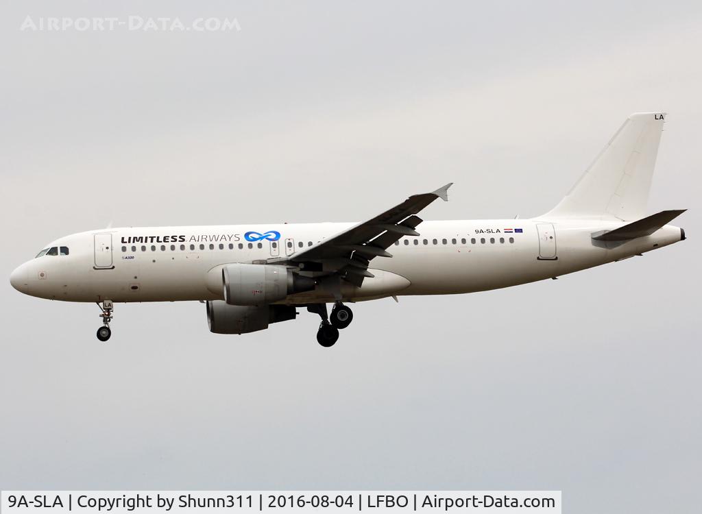 9A-SLA, 1998 Airbus A320-214 C/N 828, Landing rwy 32L with titles applied
