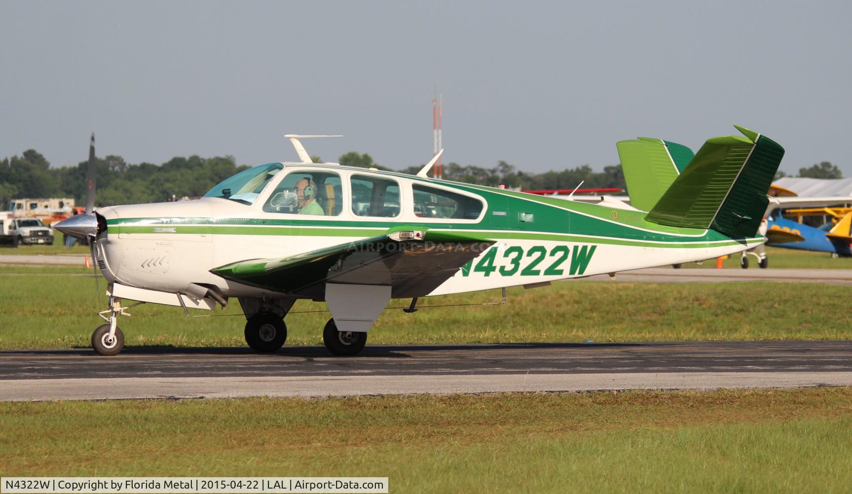N4322W, 1974 Beech V35B Bonanza C/N D-9589, Bonanza V35B