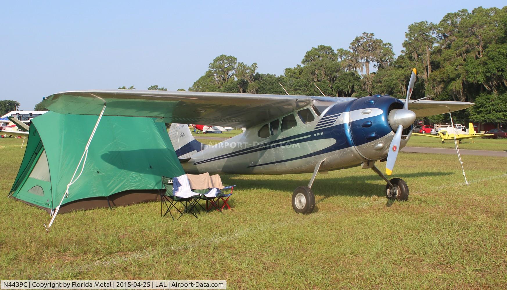 N4439C, 1953 Cessna 195 C/N 16024, Cessna 195