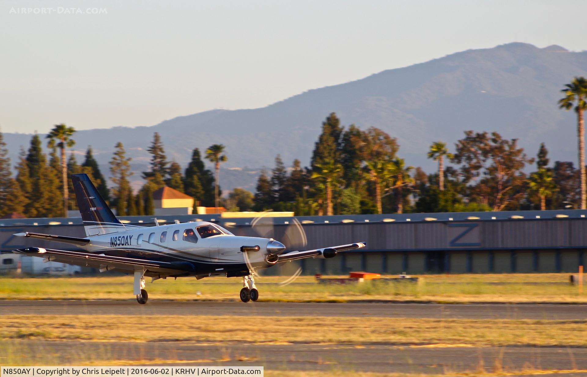 N850AY, 2013 Socata TBM-850 C/N 651, Flyers Transportation LLC (Auburn, CA) 2013 TBM-850 departing at Reid Hillview Airport, San Jose, CA.