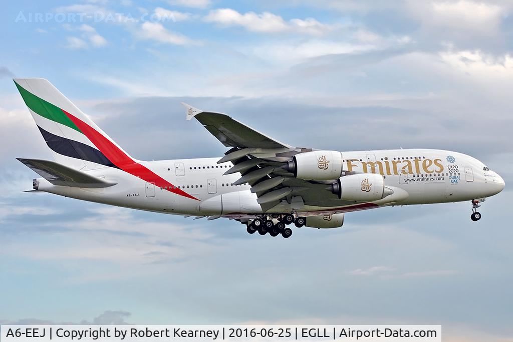 A6-EEJ, 2013 Airbus A380-861 C/N 127, Arriving 27R