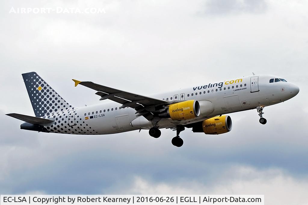 EC-LSA, 2009 Airbus A320-214 C/N 4128, Arriving 27R