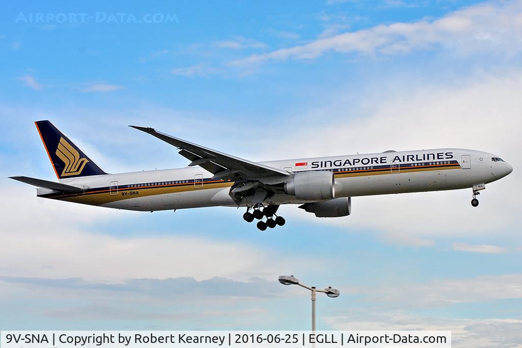 9V-SNA, 2015 Boeing 777-312/ER C/N 42240, Arriving 27R