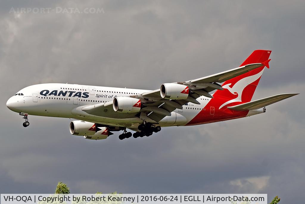 VH-OQA, 2008 Airbus A380-842 C/N 014, Arriving 27R