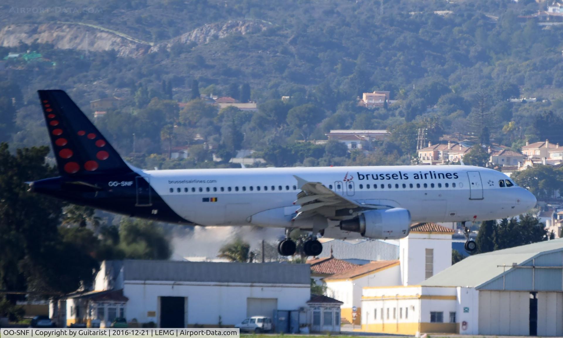 OO-SNF, 2006 Airbus A320-214 C/N 2810, At Malaga