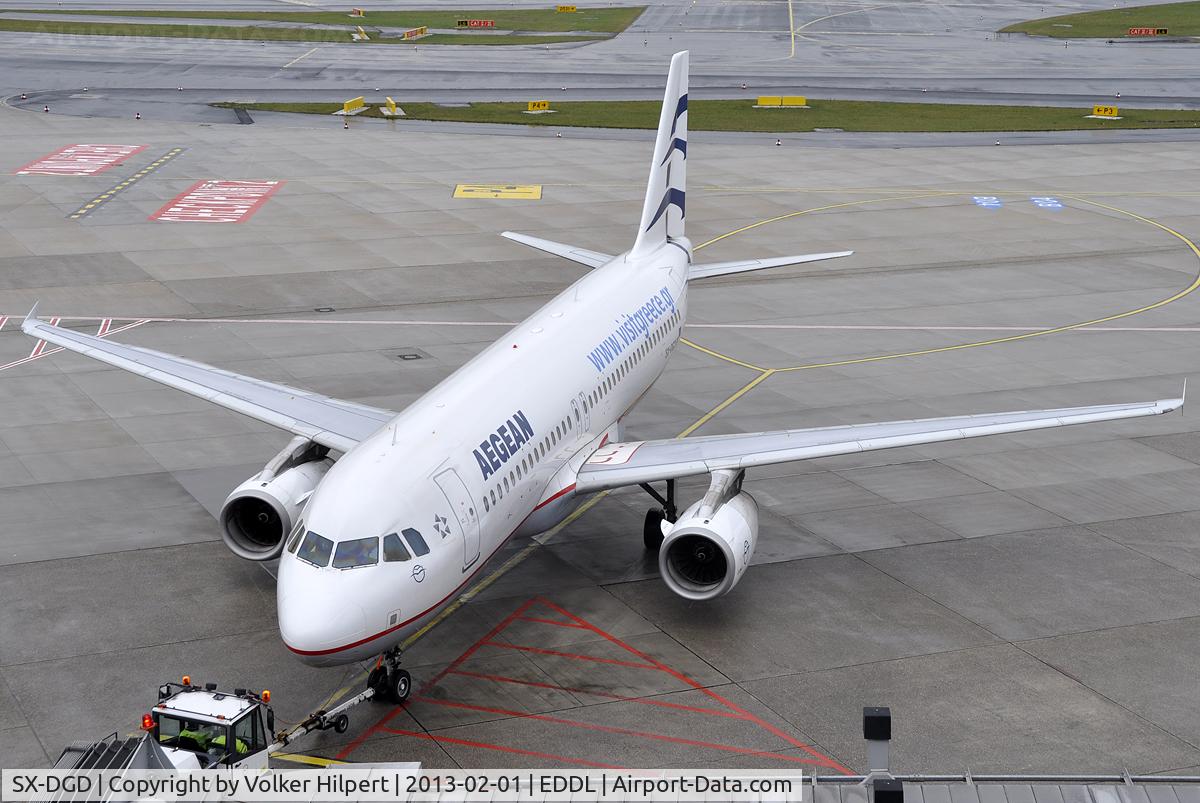 SX-DGD, , at dus