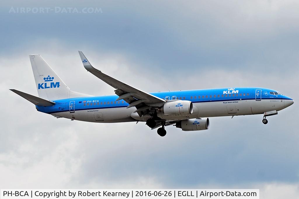 PH-BCA, 2010 Boeing 737-8K2 C/N 37820, Arriving 27R
