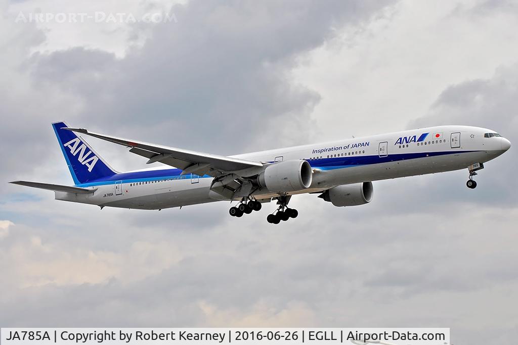 JA785A, 2010 Boeing 777-381/ER C/N 37951, Arriving 27R