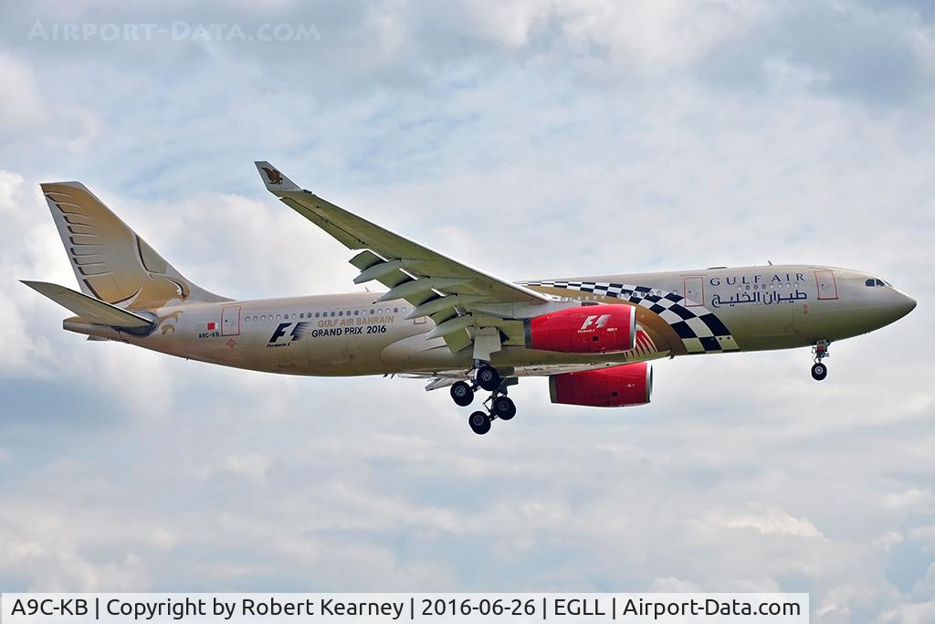 A9C-KB, 1999 Airbus A330-243 C/N 281, Arriving 27R