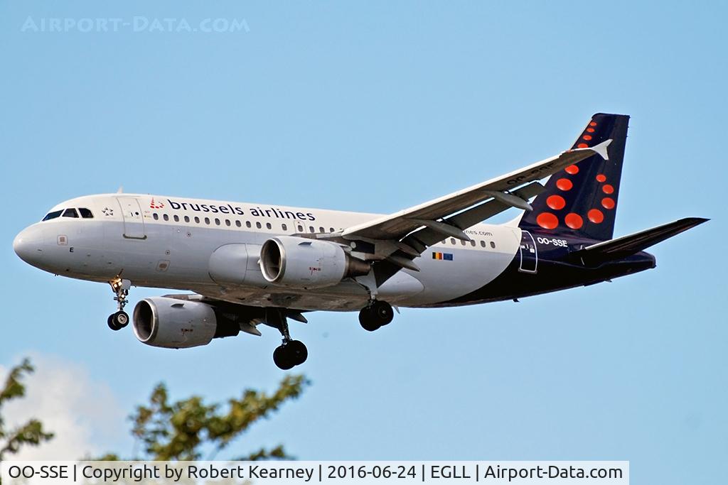 OO-SSE, 2006 Airbus A319-111 C/N 2700, Arriving 27R