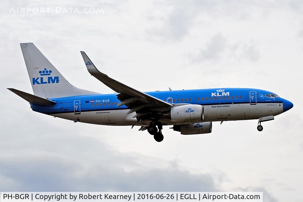 PH-BGR, 2011 Boeing 737-7K2 C/N 39446, Arriving 27R