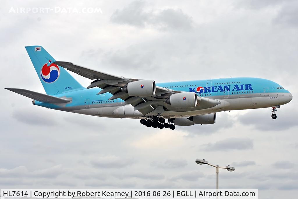 HL7614, 2011 Airbus A380-861 C/N 068, Arriving 27R