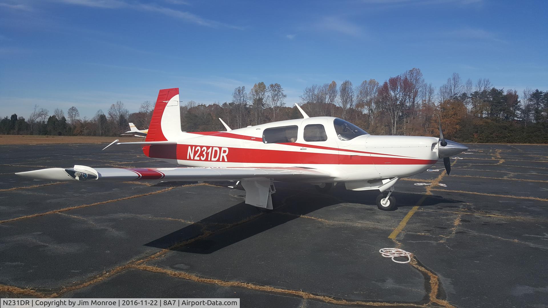 N231DR, 1979 Mooney M20K C/N 25-0044, New Paint Scheme