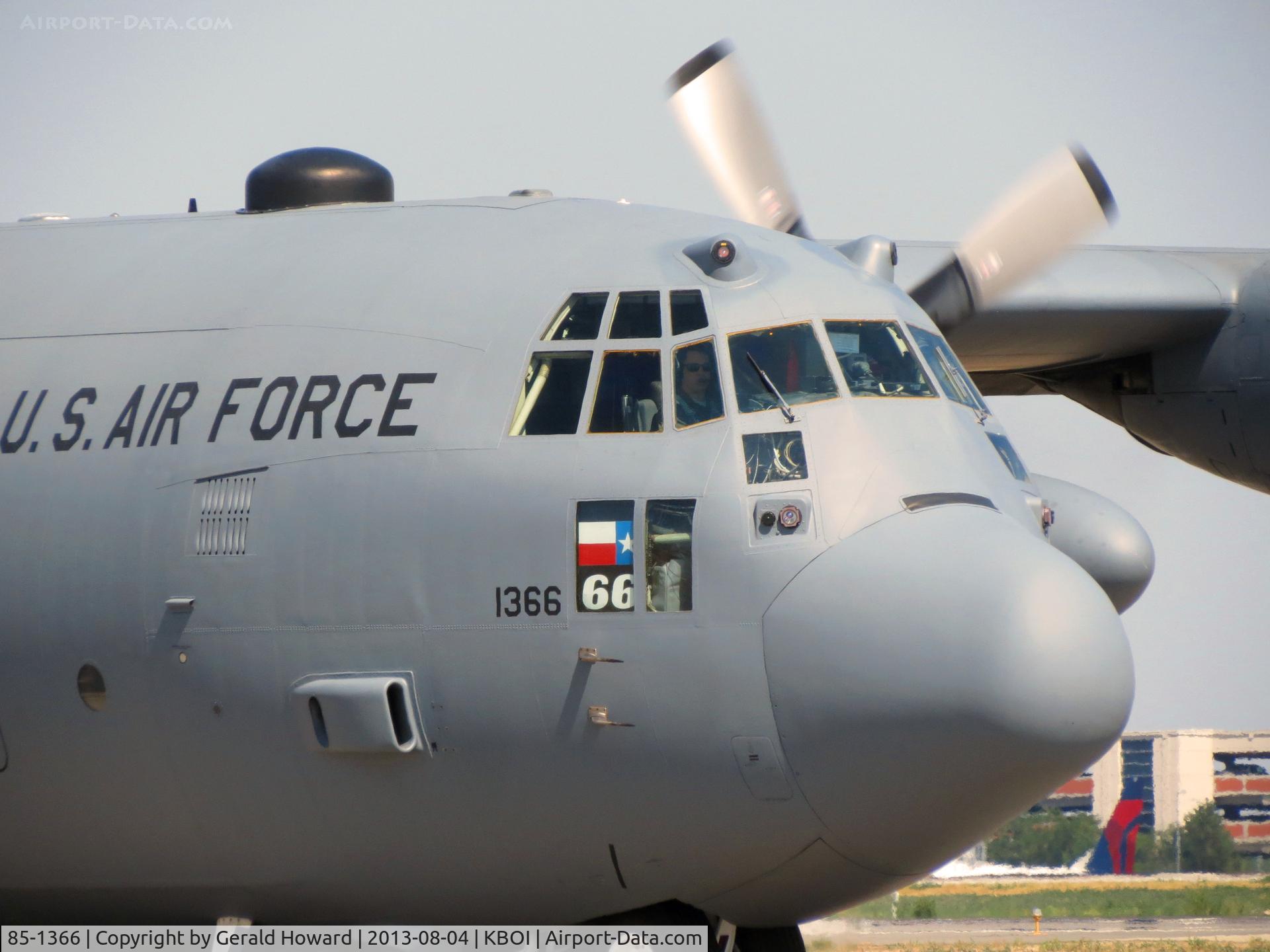 85-1366, 1985 Lockheed C-130H Hercules C/N 382-5081, 136th Airlift Wing, TX ANG