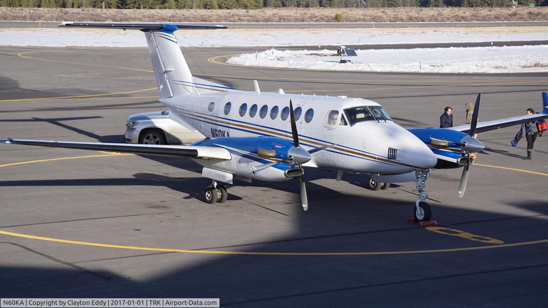 N60KA, 1996 Beech B300 King Air King Air C/N FL-134, Truckee Airport 2016