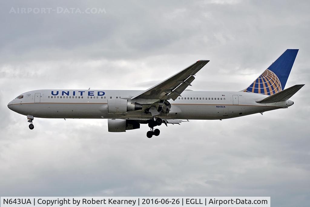 N643UA, 1991 Boeing 767-322/ER C/N 25093, Arriving 27L