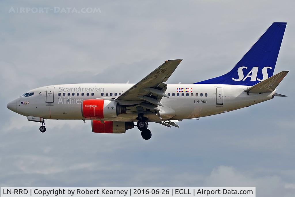 LN-RRD, 1999 Boeing 737-683 C/N 28301, Arriving 27L